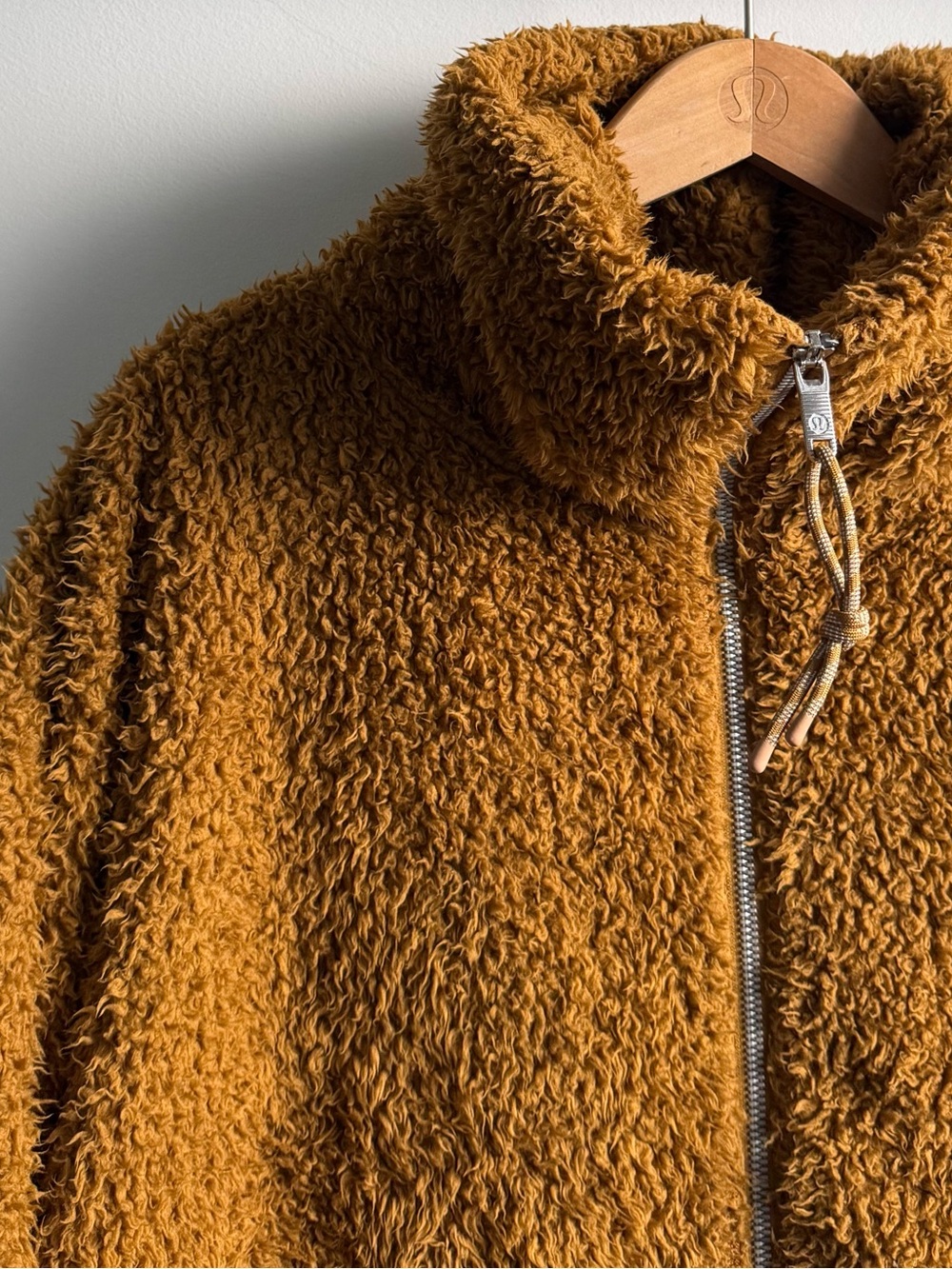 lululemon oh so sherpa jacket - Picture 4 of 16
